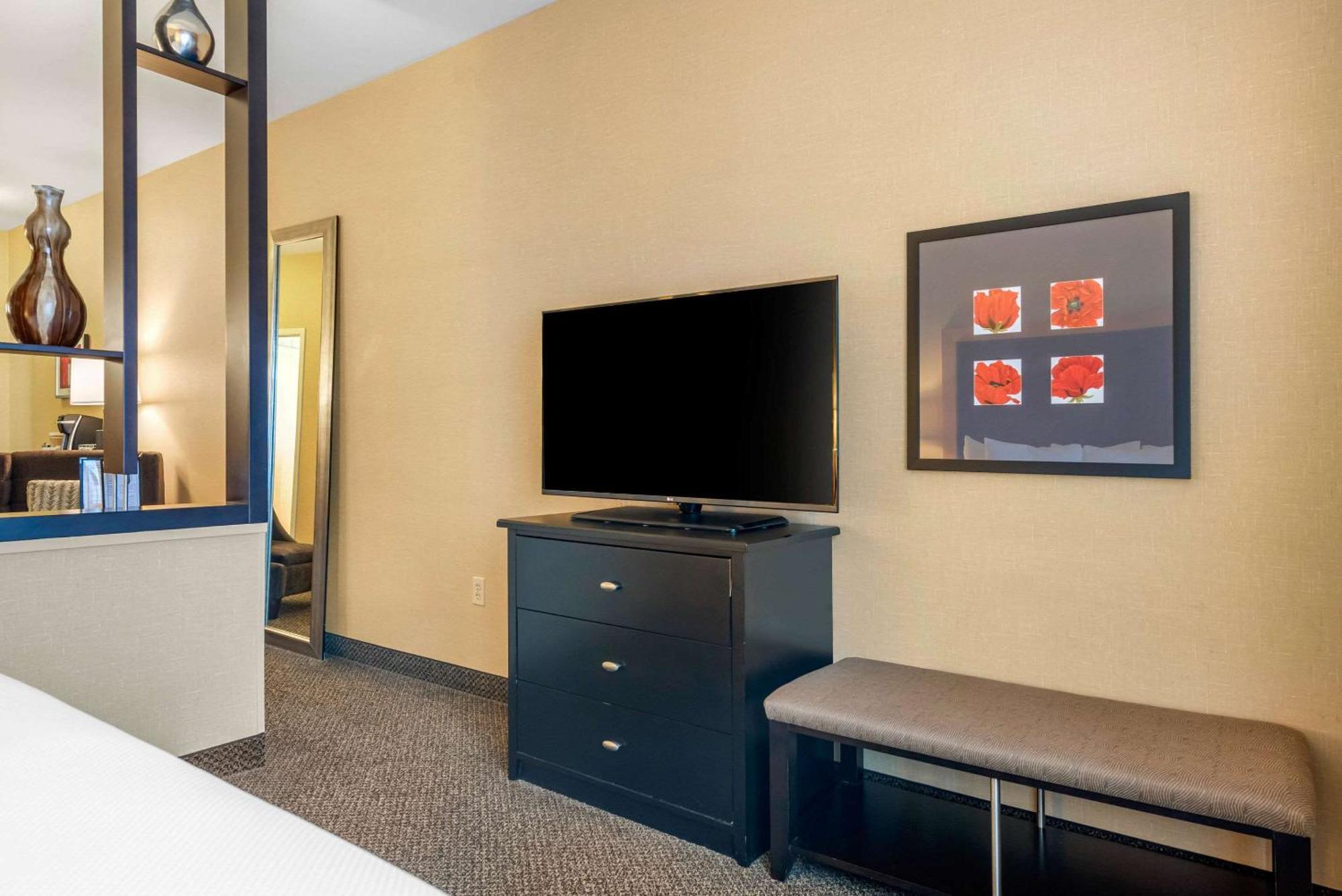 Cambria Hotel Akron - Canton Airport Uniontown Eksteriør billede